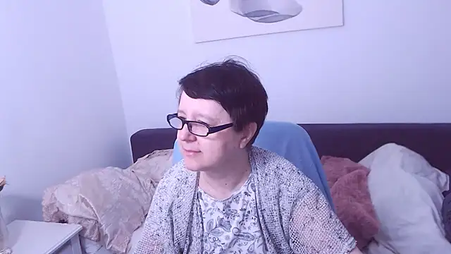 Snapshot of ChristaRose chatting on 11-30-25, 03:38 ChristaRose online show from 11-30-25, 03:38