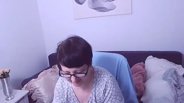 ChristaRose online show from 04-18-26, 07:29