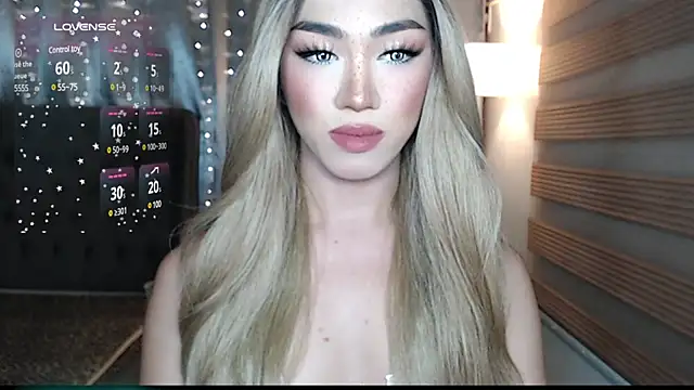 Local Hoelyx online show from 12-22-24, 08:03