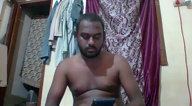 Snapshot of Slavebottombdsm09 chatting on 01-24-25, 06:56 Slavebottombdsm09 online show from 01-24-25, 06:56