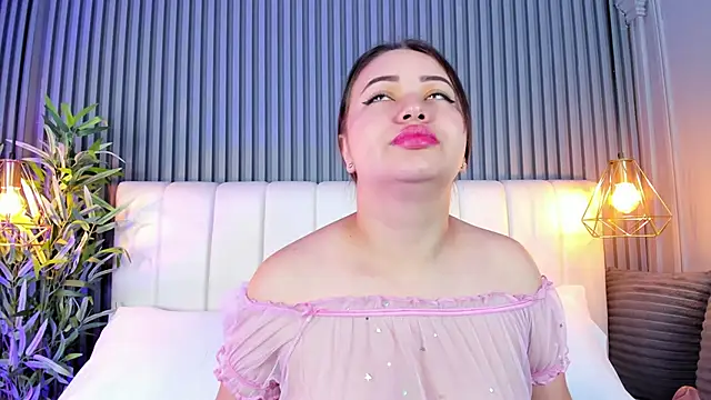 AnaisClark online show from 10-29-25, 11:23