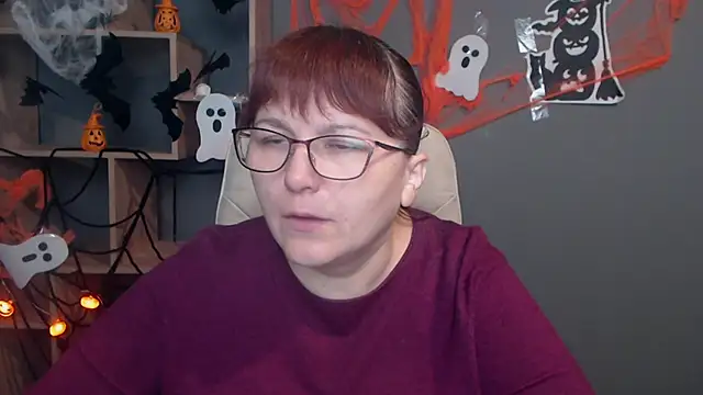 Snapshot of AliceInksSweetty chatting on 10-19-25, 06:14 AliceInksSweetty online show from 10-19-25, 06:14