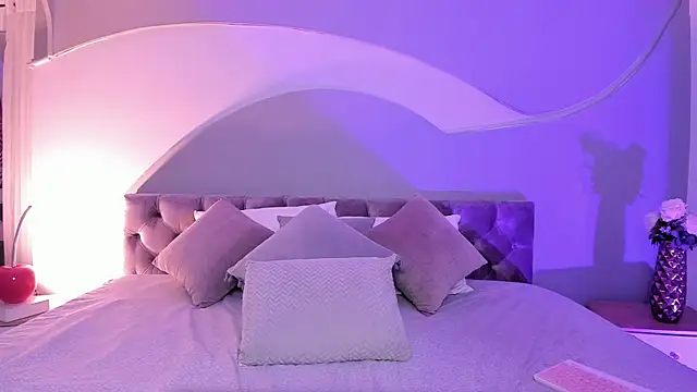 Nicolle W online show from 03-01-25, 12:01