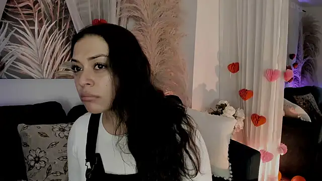 Nicolle W online show from 02-14-26, 11:51