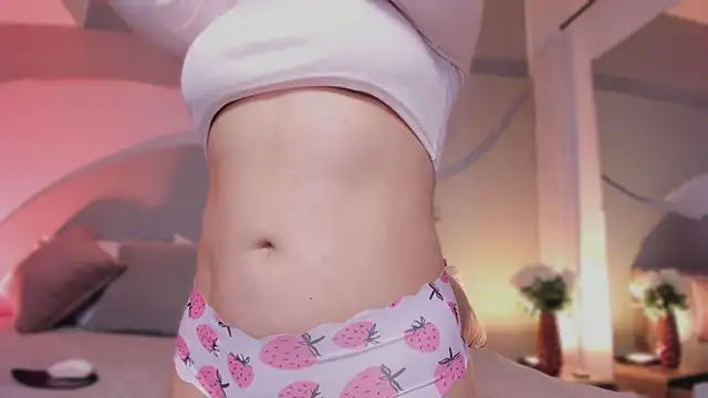 Nicolle W online show from 03-06-26, 11:39