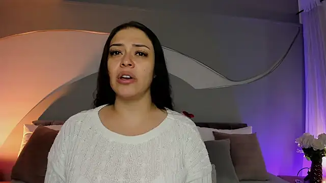 Nicolle W online show from 04-11-26, 11:47