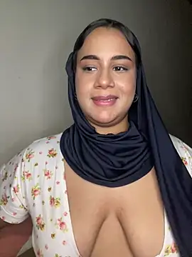 Maryam yamal online show from 03-14-25, 08:49