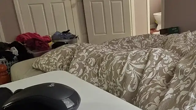 AmateurGuy23 online show from 09-19-25, 11:49