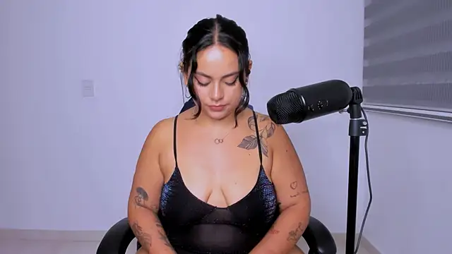 susy angel online show from 05-22-26, 11:32