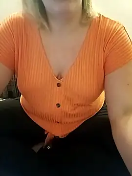 elisacoquineoff online show from 12-04-24, 09:24