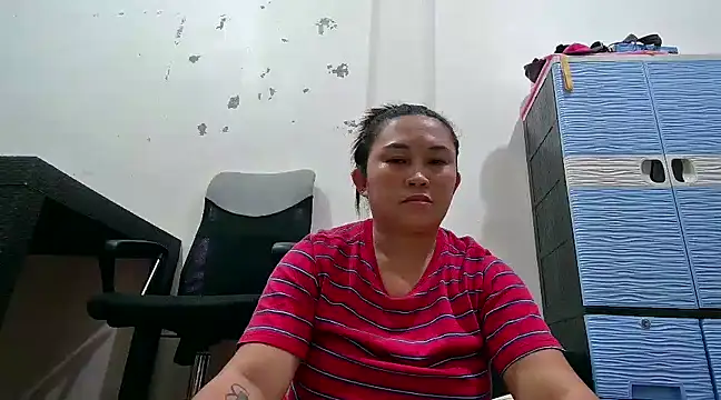 Snapshot of LalaiAsian chatting on 02-25-25, 05:58 LalaiAsian online show from 02-25-25, 05:58