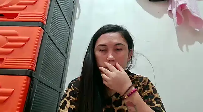 Snapshot of LalaiAsian chatting on 03-09-25, 06:43 LalaiAsian online show from 03-09-25, 06:43