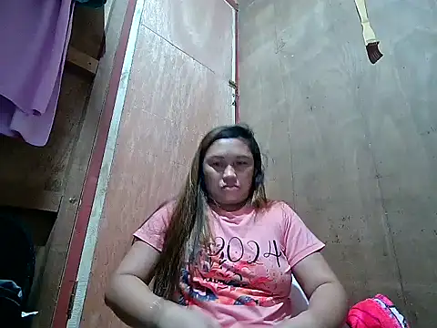 Snapshot of LalaiAsian chatting on 11-11-25, 08:42 LalaiAsian online show from 11-11-25, 08:42