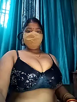 Snapshot of neha-bhabhi chatting on 01-23-25, 05:35 neha-bhabhi online show from 01-23-25, 05:35