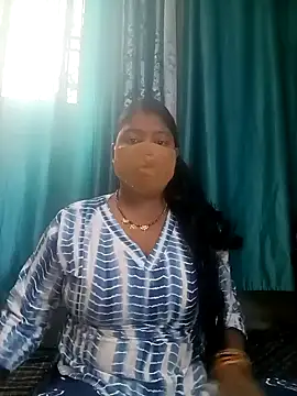 Snapshot of neha-bhabhi chatting on 01-24-25, 06:14 neha-bhabhi online show from 01-24-25, 06:14