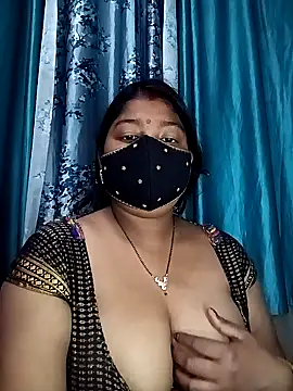 Snapshot of neha-bhabhi chatting on 01-28-25, 03:35 neha-bhabhi online show from 01-28-25, 03:35
