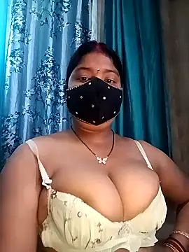 Snapshot of neha-bhabhi chatting on 02-07-25, 04:37 neha-bhabhi online show from 02-07-25, 04:37