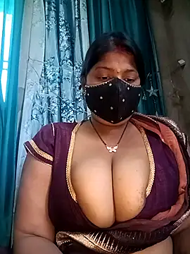 Snapshot of neha-bhabhi chatting on 03-06-25, 04:52 neha-bhabhi online show from 03-06-25, 04:52