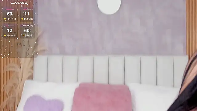 Snapshot of Skcarlet_beckett chatting on 12-18-24, 01:02 Skcarlet beckett online show from 12-18-24, 01:02