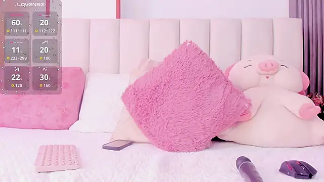 Snapshot of Skcarlet_beckett chatting on 10-02-25, 01:40 Skcarlet beckett online show from 10-02-25, 01:40