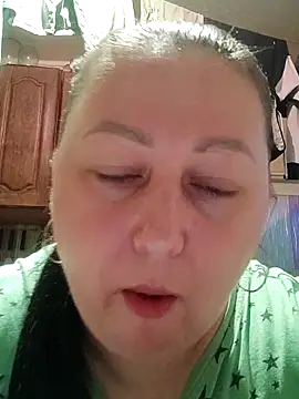 Snapshot of Rini333 chatting on 06-18-26, 06:12 Rini333 online show from 06-18-26, 06:12