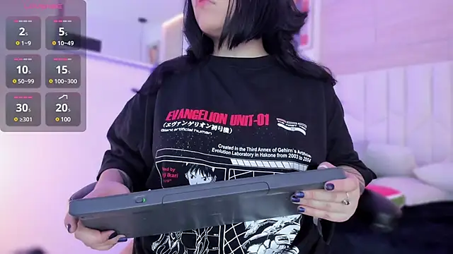 io chie  online show from 02-10-25, 04:08