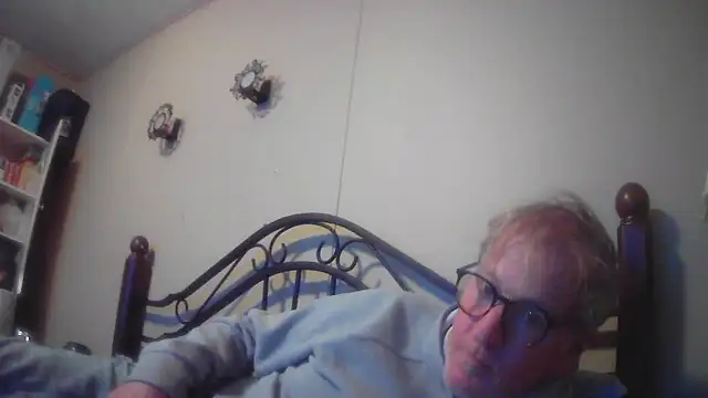 jck1m0t online show from 11-23-25, 12:21