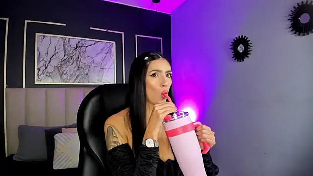 Samantha Brooke online show from 03-04-25, 01:17