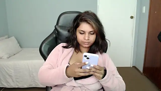 layla amin online show from 07-02-26, 12:33