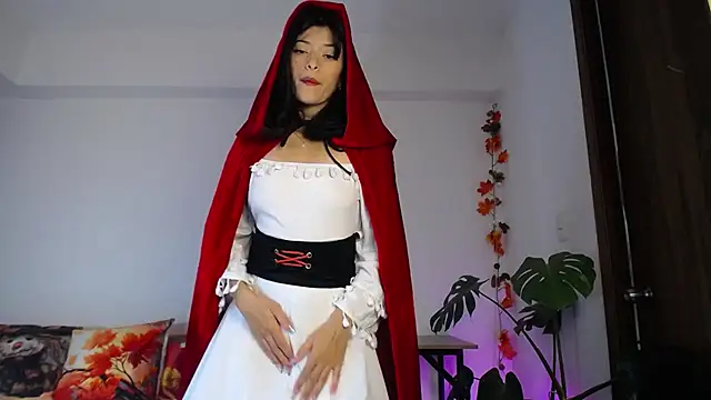 Snapshot of maggie_kay chatting on 10-31-25, 03:24 maggie kay online show from 10-31-25, 03:24