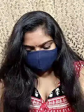 Snapshot of Your-mohana chatting on 12-19-24, 01:40 Your-mohana online show from 12-19-24, 01:40