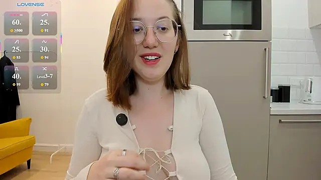 Snapshot of Charmy_Gracy chatting on 06-29-26, 10:15 Charmy Gracy online show from 06-29-26, 10:15