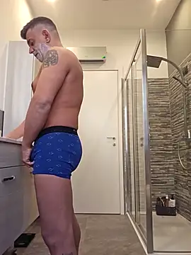 kekko-1982 online show from 12-31-24, 01:30