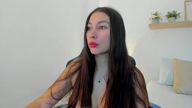 Snapshot of bella_99_ chatting on 07-06-26, 11:51 bella 99 online show from 07-06-26, 11:51