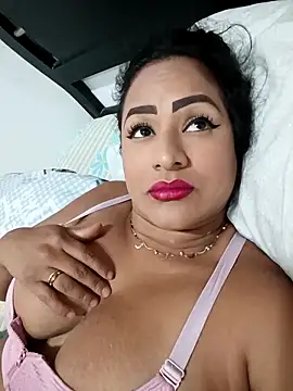 Snapshot of ashley69_brown chatting on 02-25-26, 06:28 ashley69 brown online show from 02-25-26, 06:28