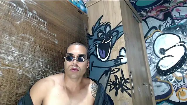 Justin Frank online show from 04-08-26, 01:05