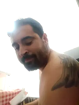 Snapshot of Antonio123499 chatting on 11-18-25, 06:01 Antonio123499 online show from 11-18-25, 06:01