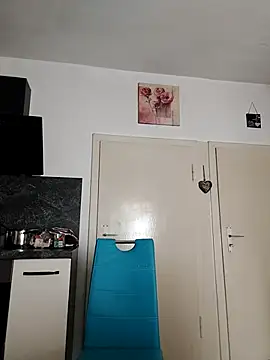 Snapshot of GeileEstelle chatting on 09-10-25, 03:39 GeileEstelle online show from 09-10-25, 03:39