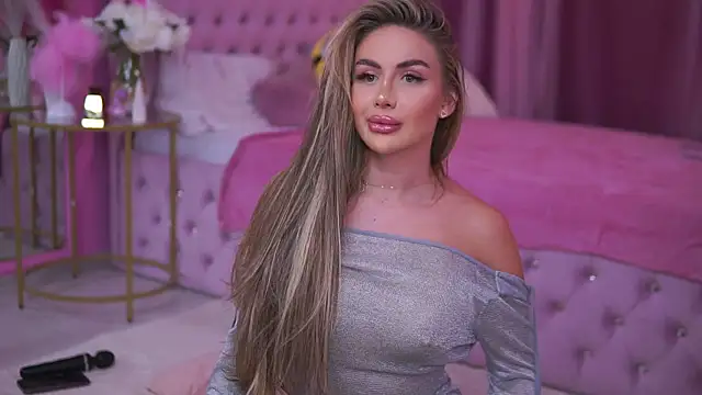 AshleySinn online show from 03-19-25, 10:53