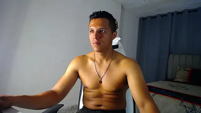 Snapshot of DavidAngell7 chatting on 03-03-26, 03:01 DavidAngell7 online show from 03-03-26, 03:01