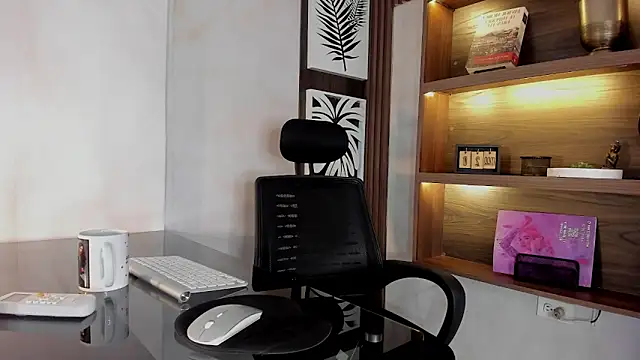 Scarleett 22 online show from 03-23-26, 08:02