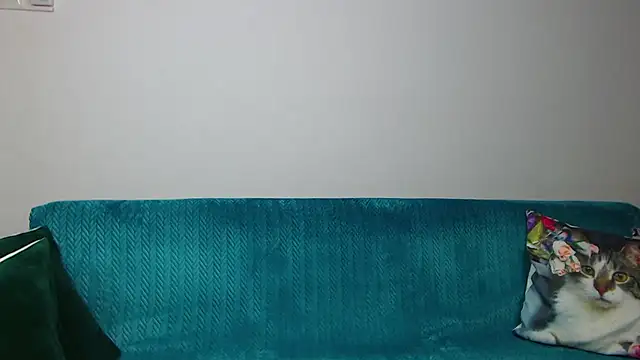 Snapshot of SaraDaisy chatting on 10-29-25, 05:47 SaraDaisy online show from 10-29-25, 05:47