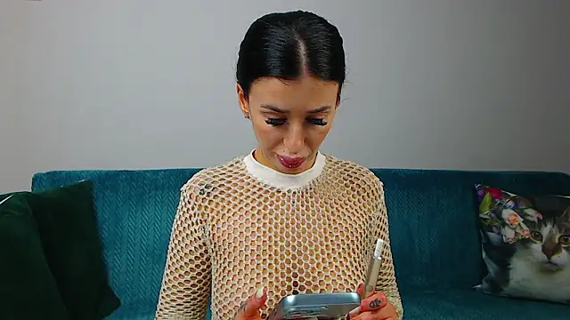 Snapshot of SaraDaisy chatting on 02-06-26, 06:00 SaraDaisy online show from 02-06-26, 06:00