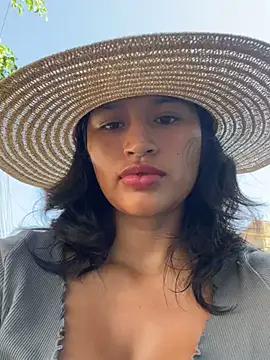 sexi noemi online show from 02-24-25, 02:15