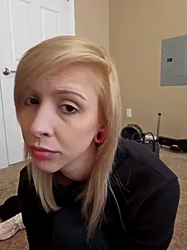 AmethystFoxx online show from 02-21-26, 09:27