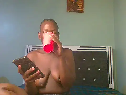 Snapshot of blackcuteebony chatting on 09-21-25, 05:42 blackcuteebony online show from 09-21-25, 05:42