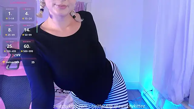 Snapshot of ashleyblaydex chatting on 10-04-25, 12:19 ashleyblaydex online show from 10-04-25, 12:19