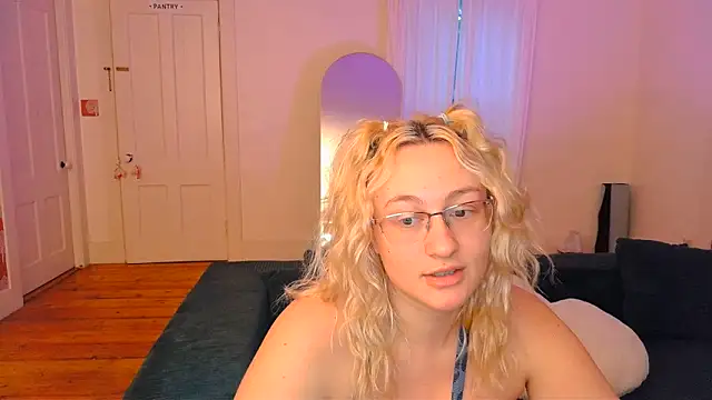 ashleyblaydex online show from 06-22-26, 06:10