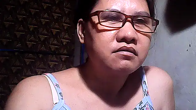 Snapshot of sweetsosie18 chatting on 04-22-26, 12:39 sweetsosie18 online show from 04-22-26, 12:39