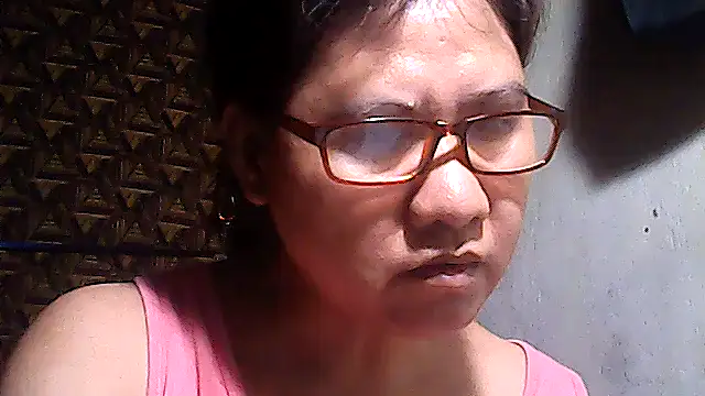 Snapshot of sweetsosie18 chatting on 04-29-26, 03:16 sweetsosie18 online show from 04-29-26, 03:16